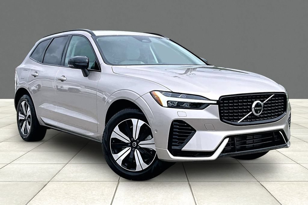 Used 2024 Volvo XC60 T8 Plus w/ Protection Package Premier AWD/4WD image 12