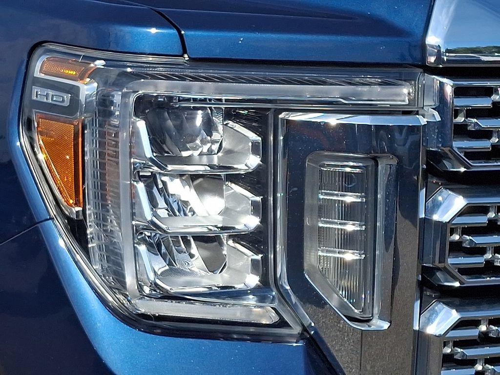 Certified 2020 GMC Sierra 2500 Denali w/ Denali Ultimate Package AWD/4WD image 9
