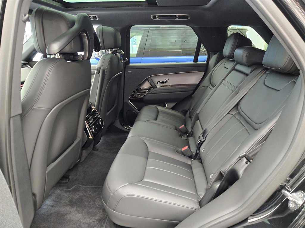 New 2026 Land Rover Range Rover Sport SE image 8
