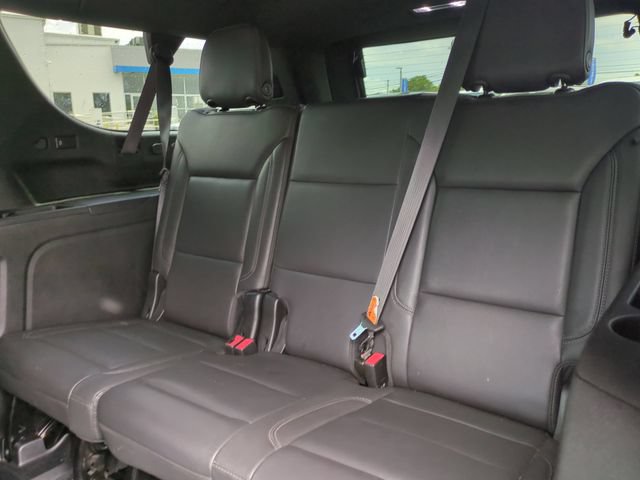 Used 2022 Chevrolet Suburban LT w/ LT Signature Plus Package AWD/4WD image 16