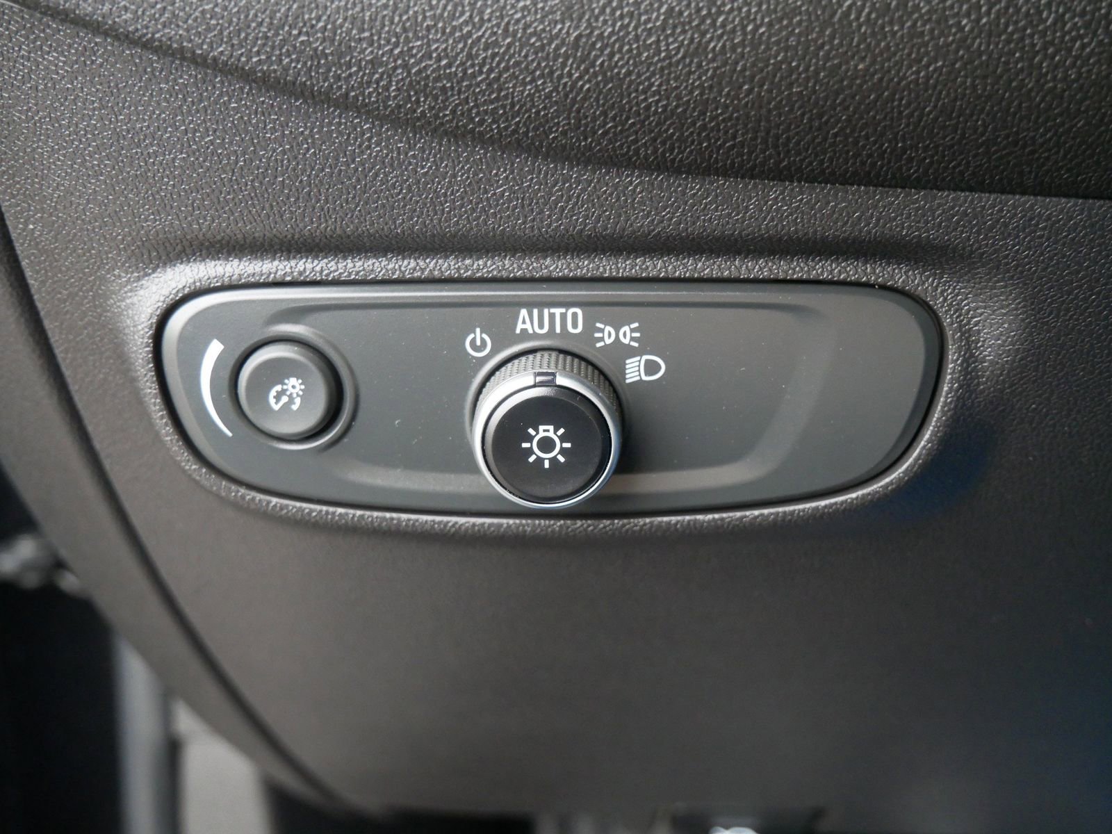 Used 2024 Chevrolet Equinox RS image 21