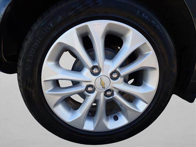 Used 2021 Chevrolet Spark LT FWD image 7