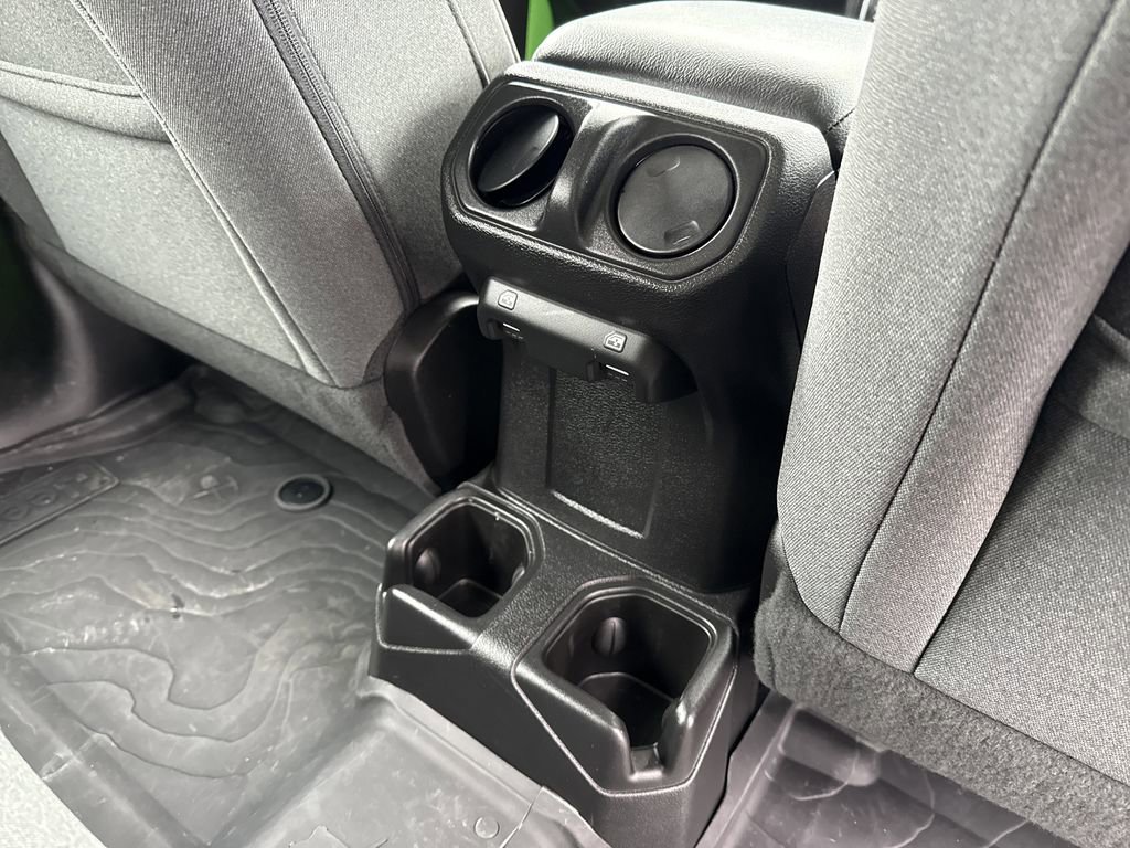 Used 2025 Jeep Wrangler Sport AWD/4WD image 25