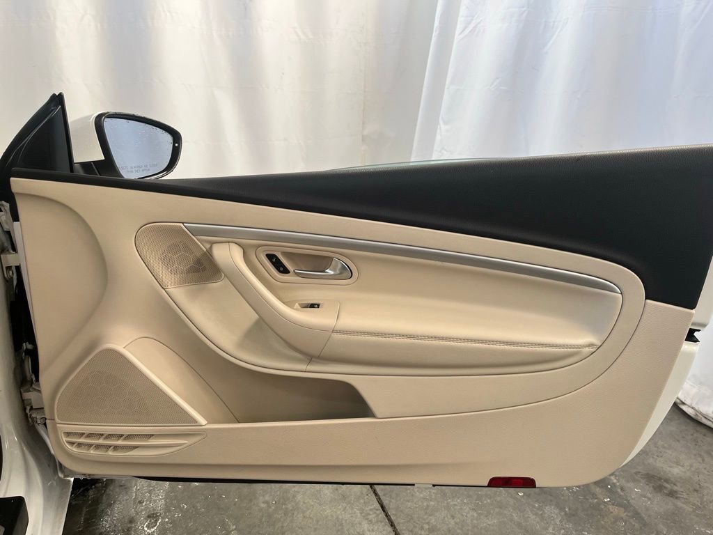 Used 2013 Volkswagen Eos Komfort image 19
