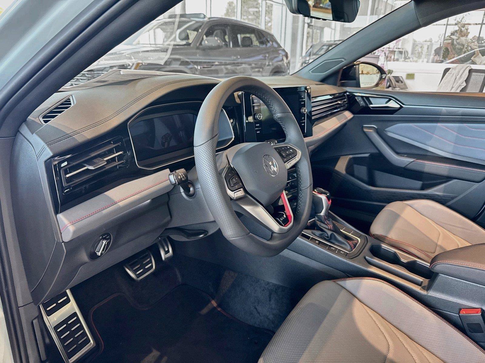 New 2027 Volkswagen Jetta GLI Autobahn FWD image 9