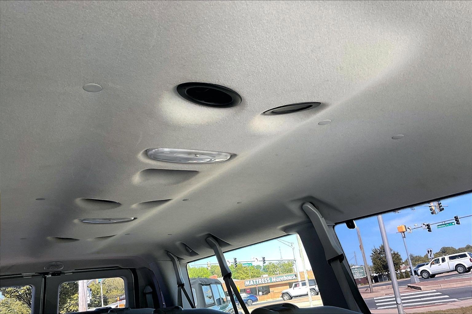 Used 2012 Ford E-350 and Econoline 350 XLT RWD image 21