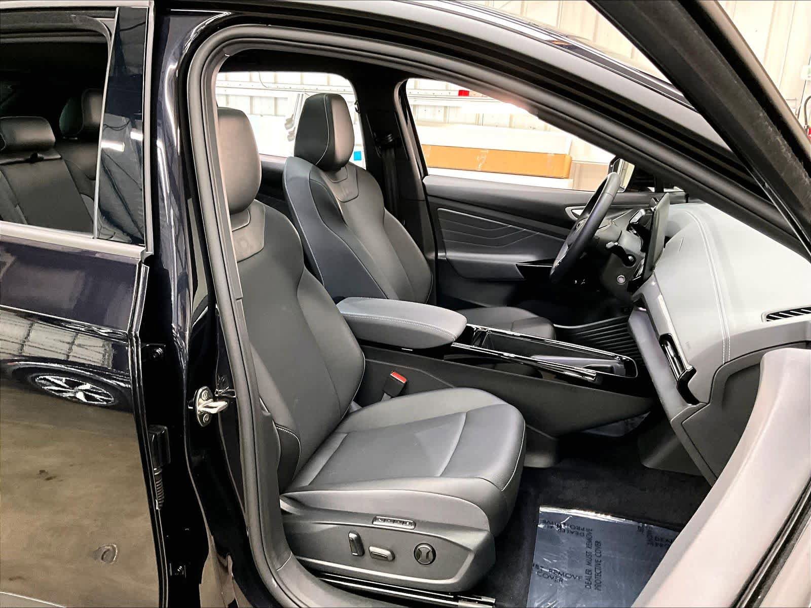 Used 2024 Volkswagen ID.4 S RWD image 10
