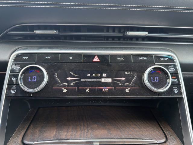 Used 2024 Genesis GV80 2.5T AWD/4WD image 18