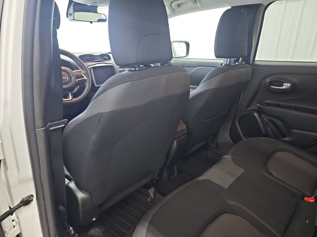 Used 2023 Jeep Renegade Latitude AWD/4WD image 34