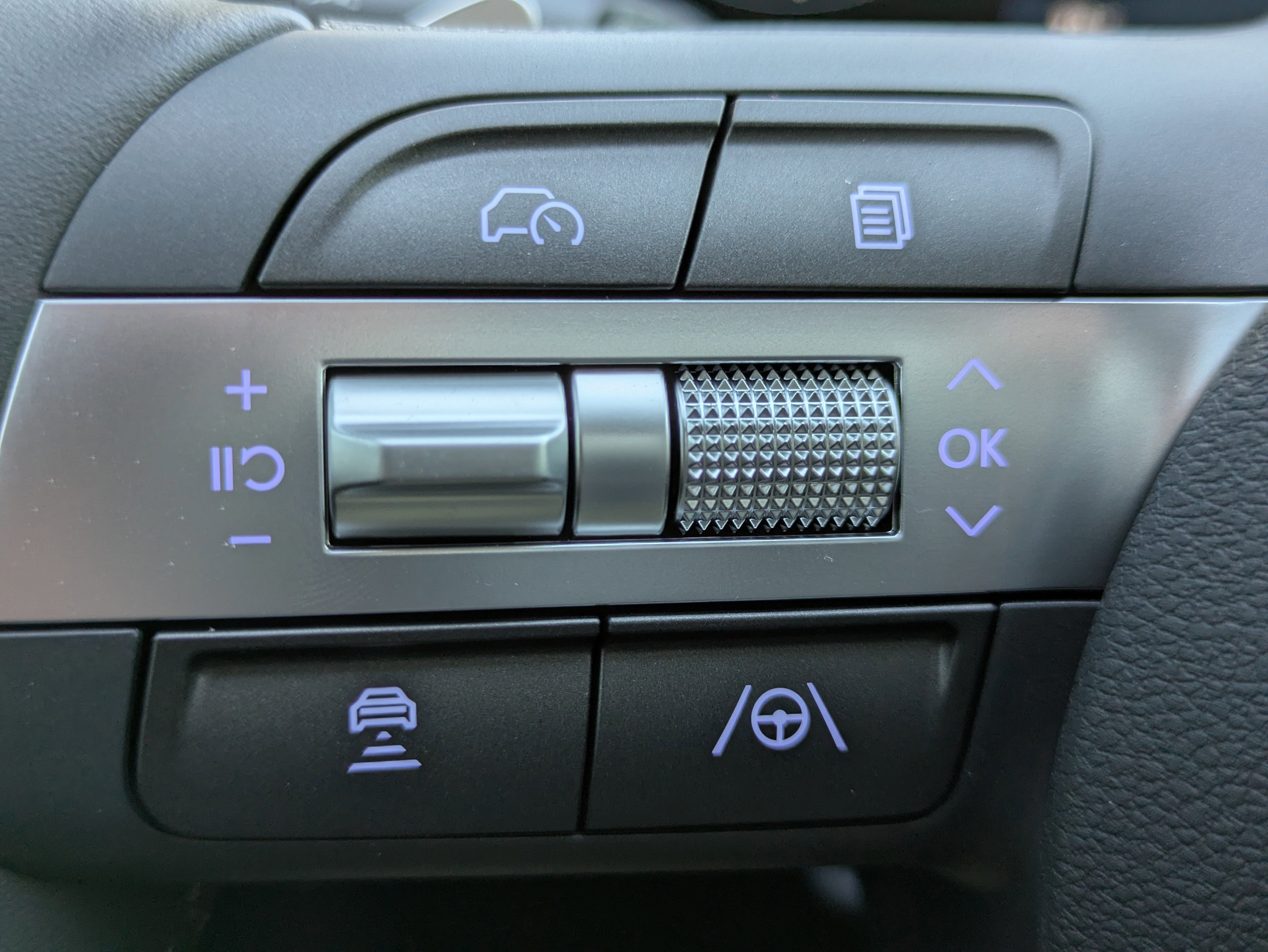 New 2026 Hyundai Kona SEL Premium image 29