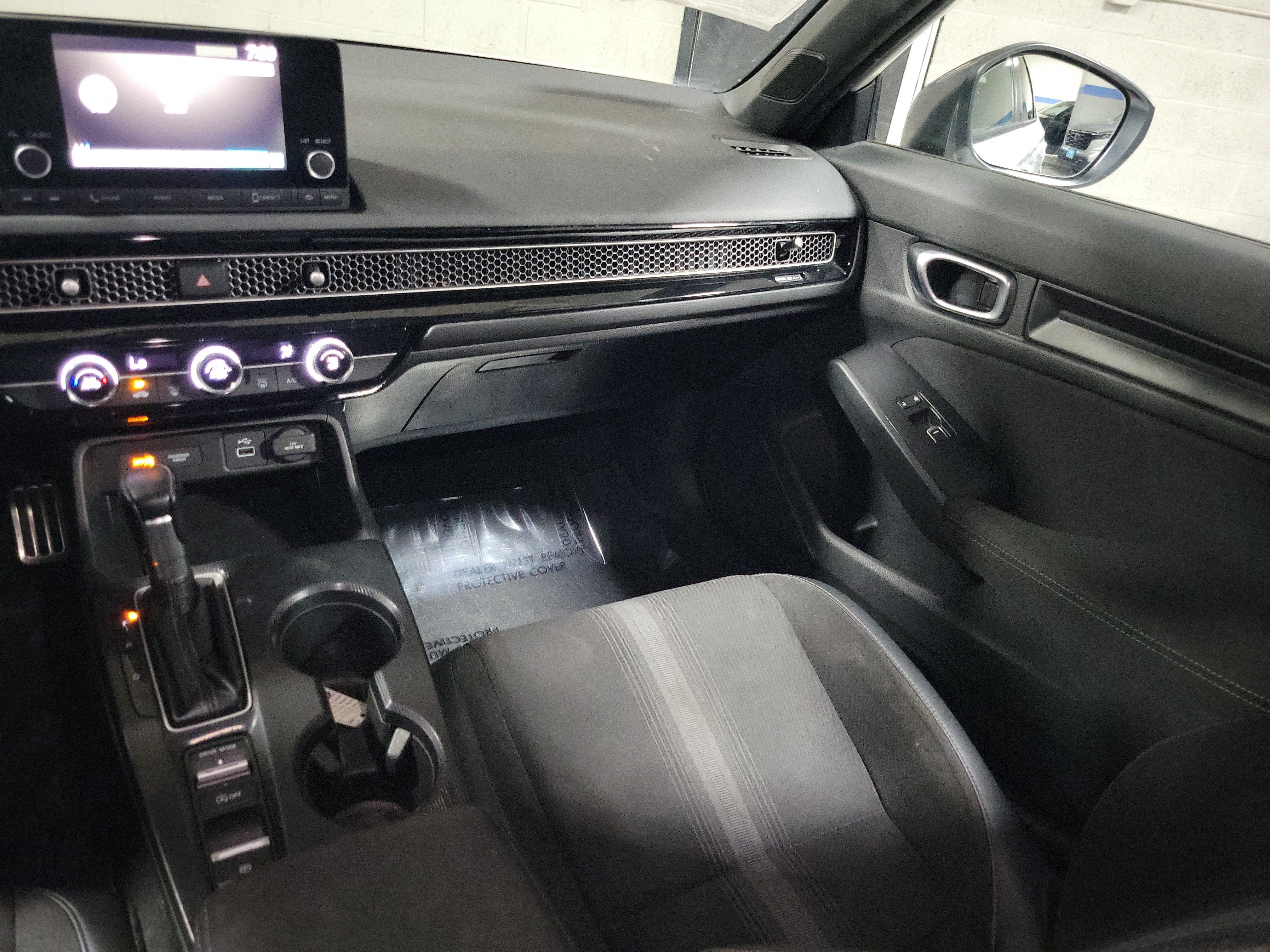 Used 2023 Honda Civic Sport image 15