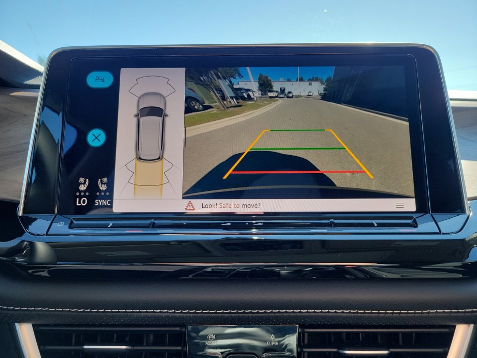 New 2026 Volkswagen Atlas SE image 19