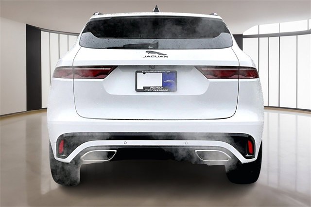 Used 2025 Jaguar F-PACE R-Dynamic S image 5