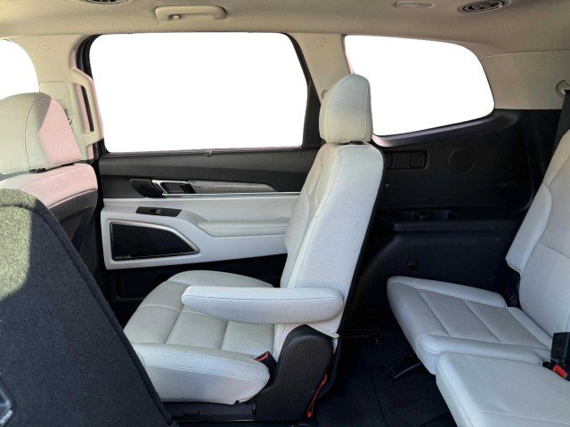 Used 2022 Kia Telluride SX FWD image 44