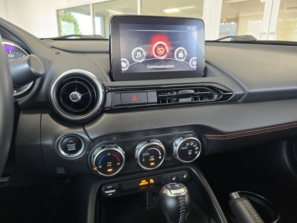 Used 2023 MAZDA MX-5 Miata Grand Touring RWD image 28