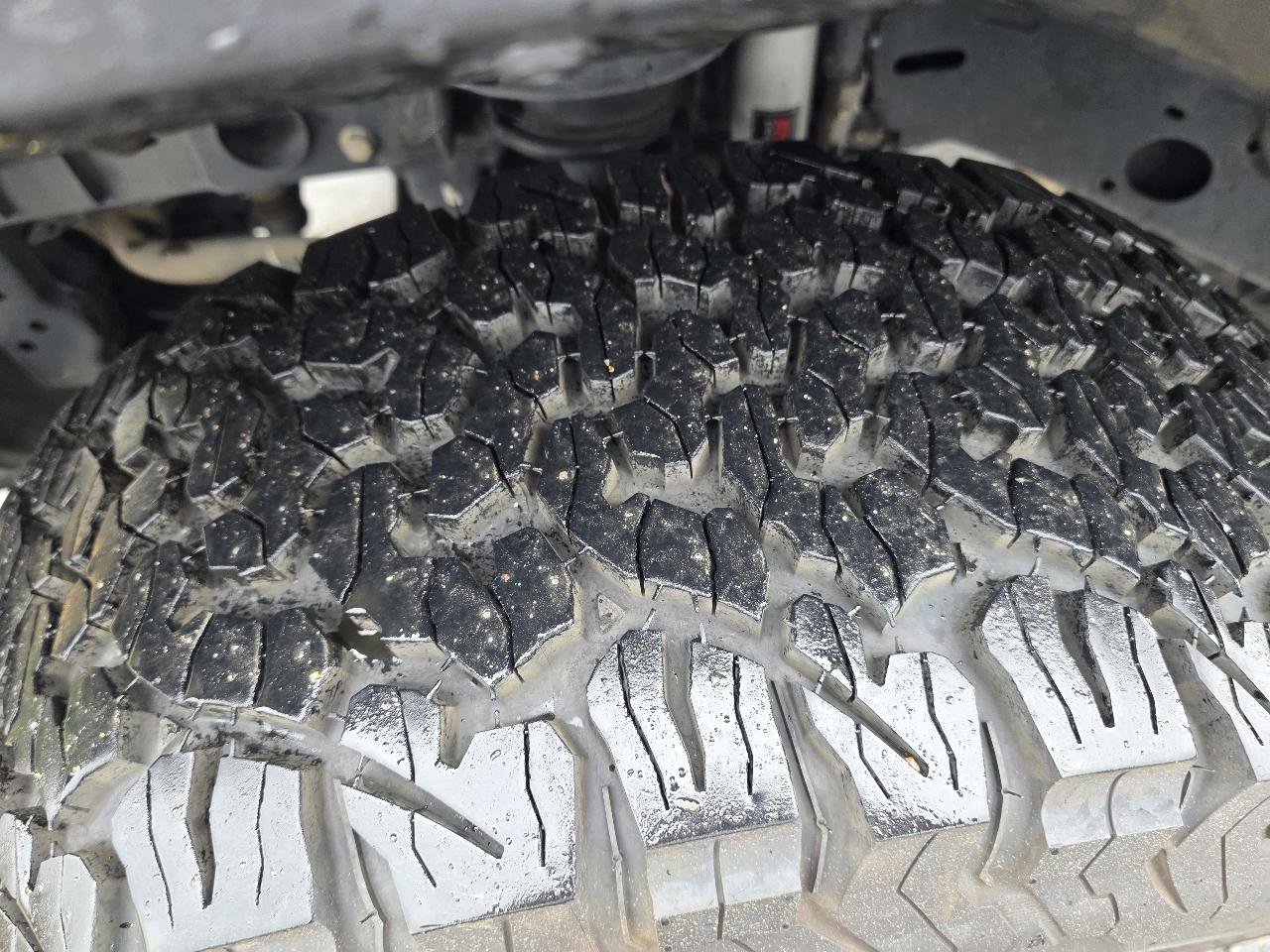 Used 2020 Jeep Gladiator Sport w/ Quick Order Package 24S image 9