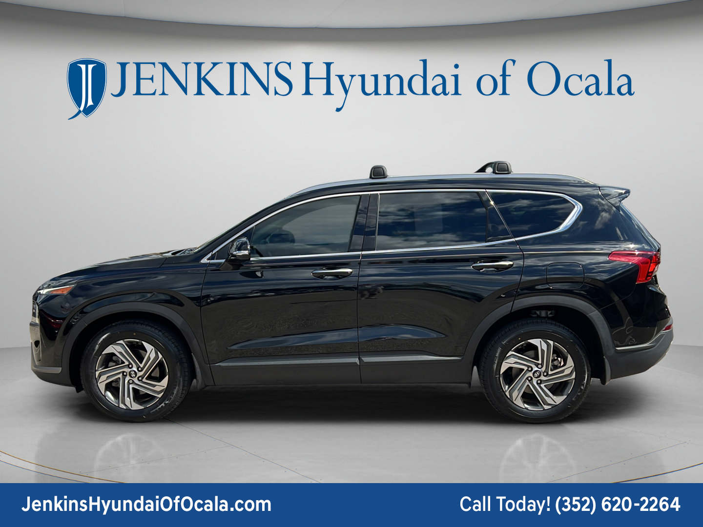 Certified 2023 Hyundai Santa Fe SEL FWD image 6