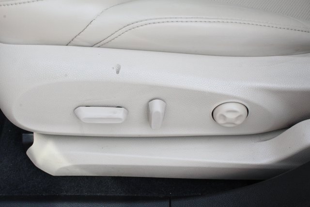 Used 2017 Buick Envision Essence w/ LPO, Cargo Package image 21