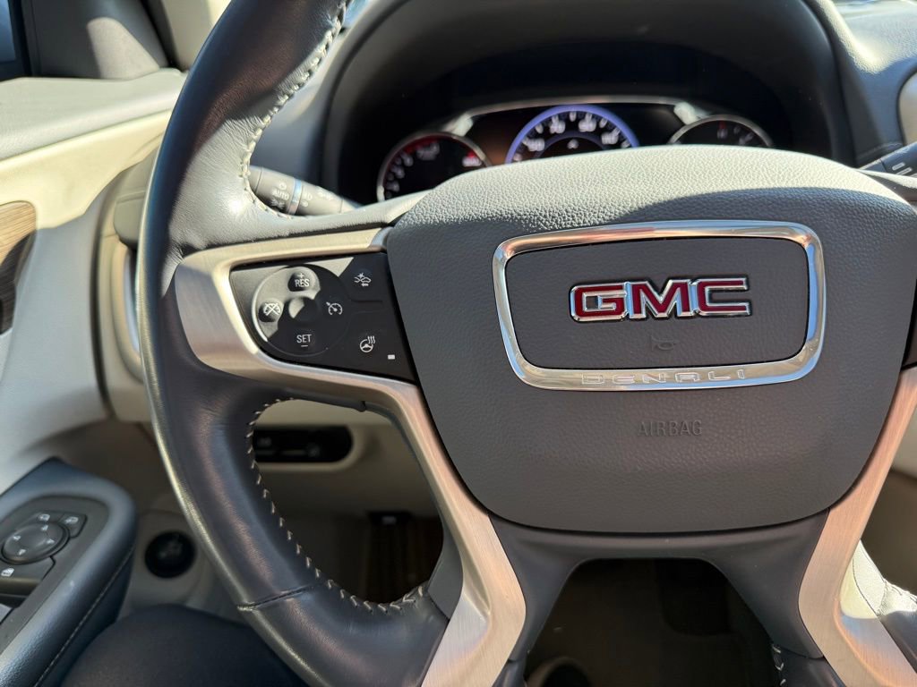 Used 2022 GMC Terrain Denali w/ Denali Premium Package image 14