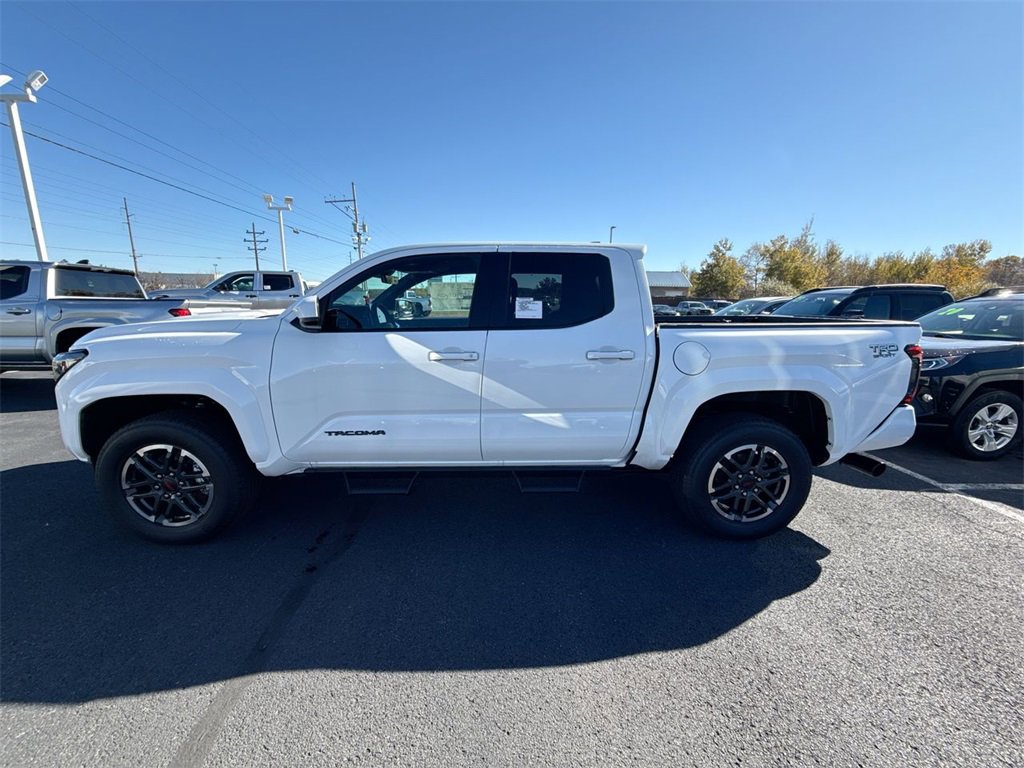 New 2025 Toyota Tacoma TRD Sport image 5