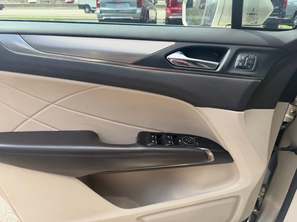 Used 2017 Lincoln MKC Premiere AWD/4WD image 30