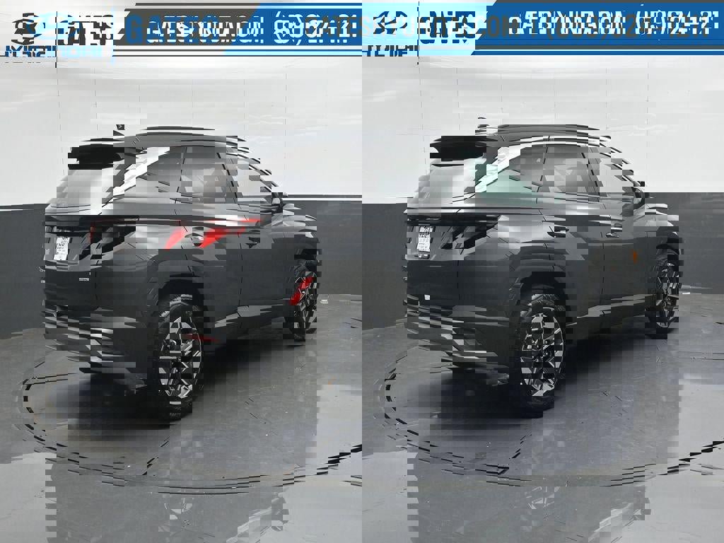 New 2026 Hyundai Tucson SEL image 2