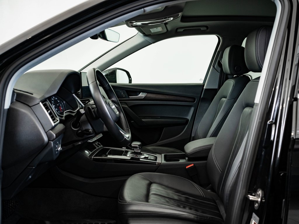 Used 2023 Audi Q5 2.0T Premium w/ Convenience Package image 23