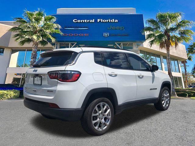 Certified 2023 Jeep Compass Latitude AWD/4WD image 5
