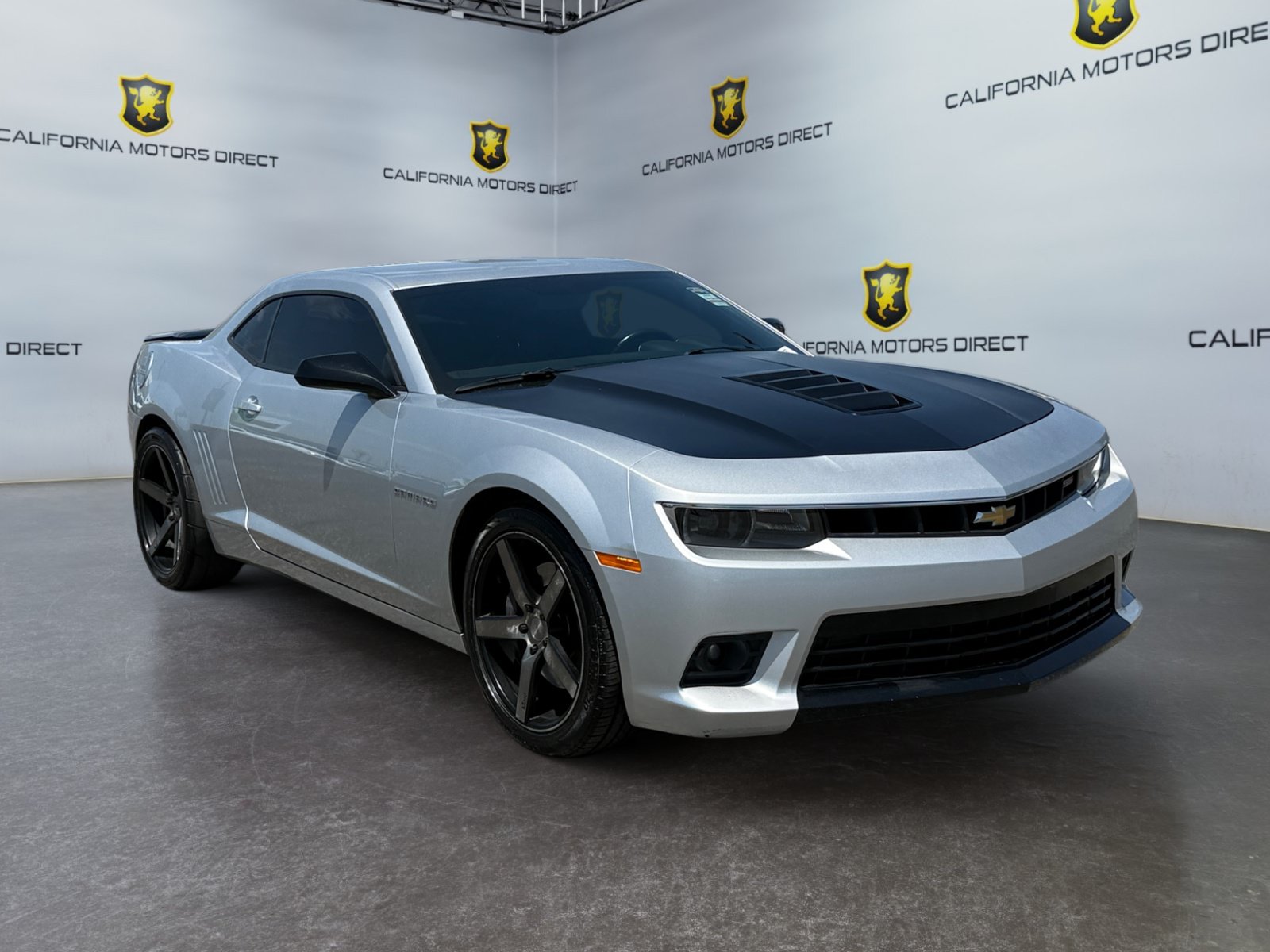 Used 2014 Chevrolet Camaro SS w/ RS Package RWD image 7