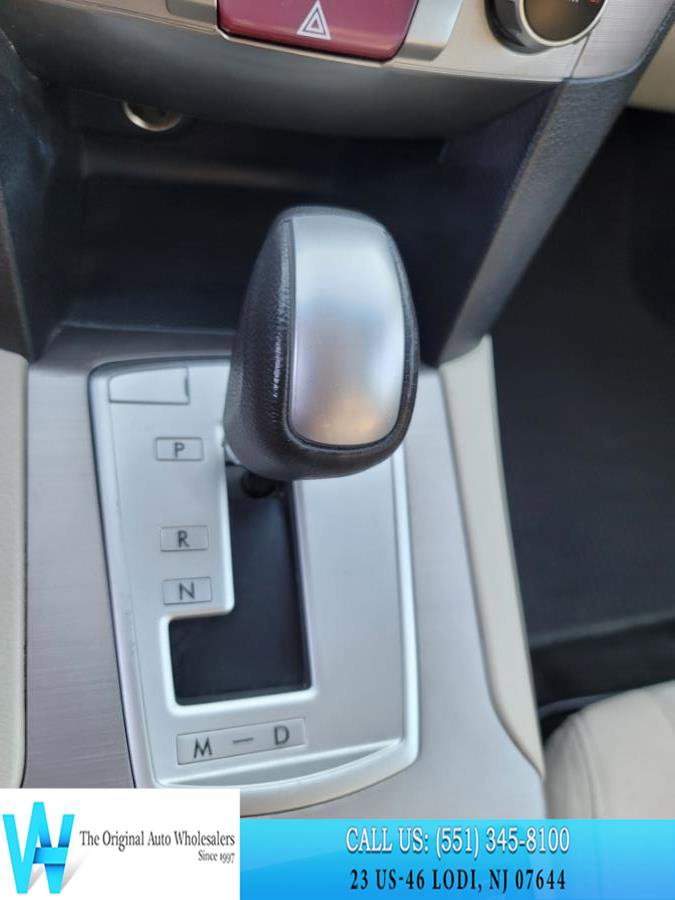 Used 2013 Subaru Outback 2.5i Premium w/ All-Weather Pkg image 19