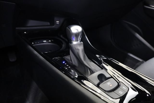 Used 2021 Toyota C-HR XLE image 26