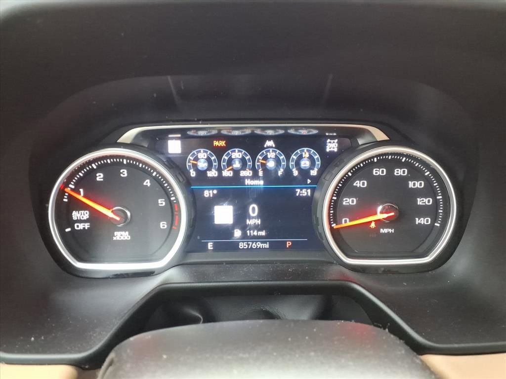 Used 2021 Chevrolet Suburban Premier AWD/4WD image 15