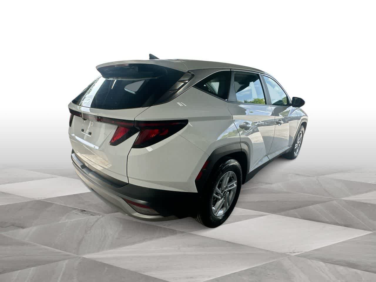 Used 2026 Hyundai Tucson SE FWD image 8