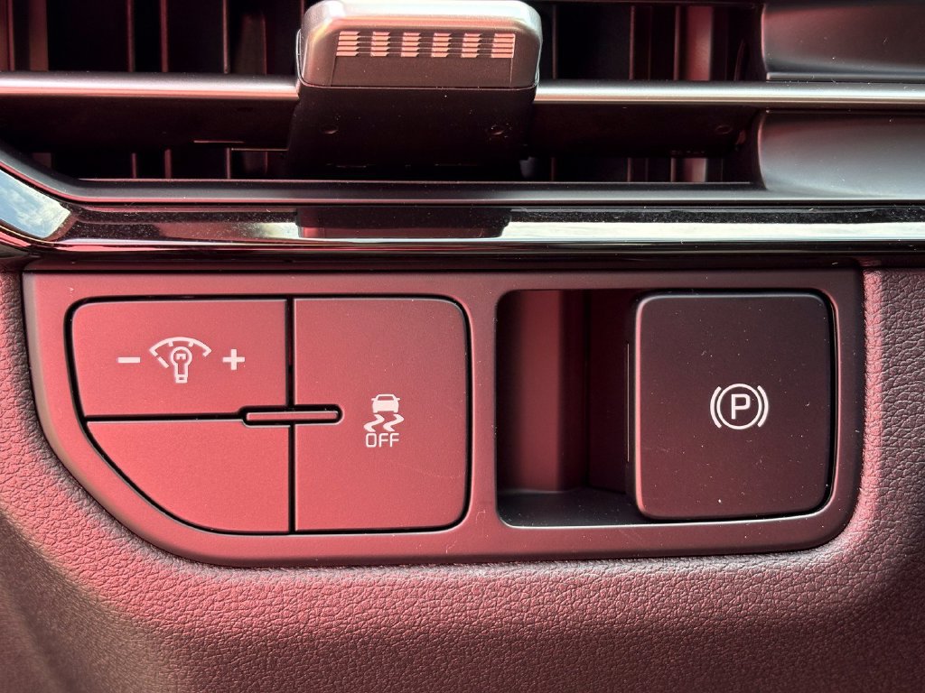 New 2026 Kia Sportage LX FWD image 20