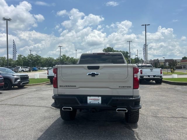 New 2026 Chevrolet Silverado 1500 Custom Trail Boss w/ LPO, Dark Essentials Package AWD/4WD image 5