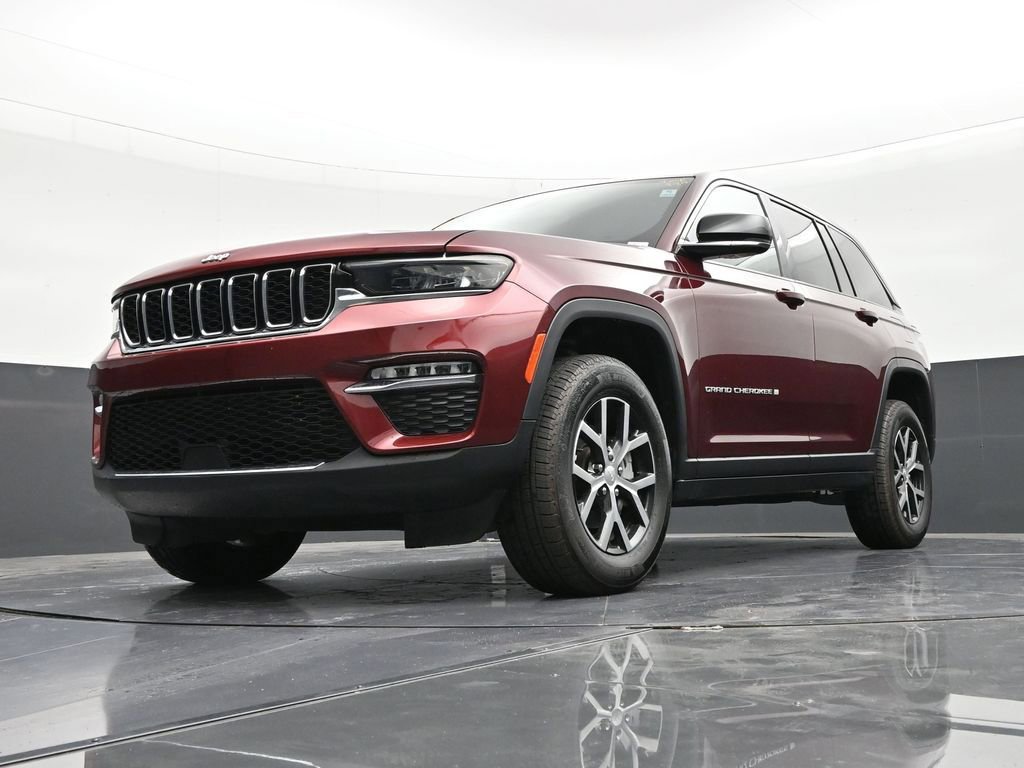 Used 2024 Jeep Grand Cherokee Limited AWD/4WD image 20