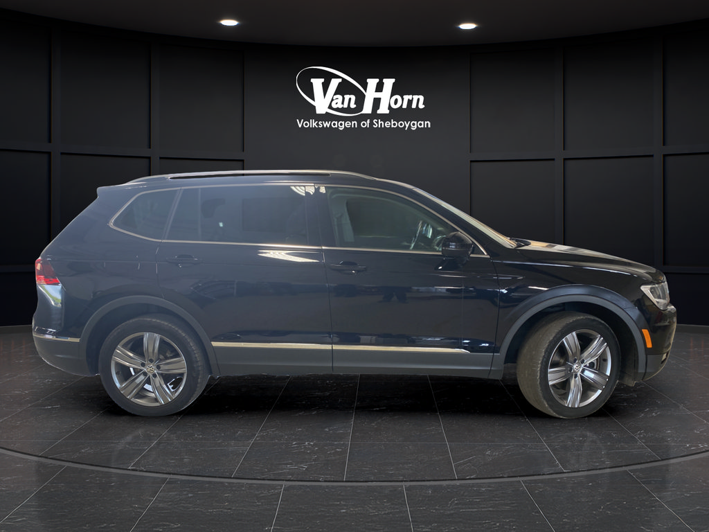Used 2020 Volkswagen Tiguan SEL AWD/4WD image 1