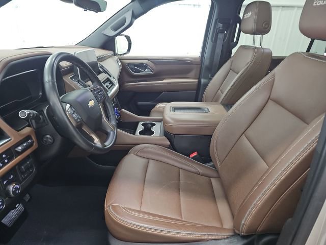 Used 2023 Chevrolet Suburban High Country image 24