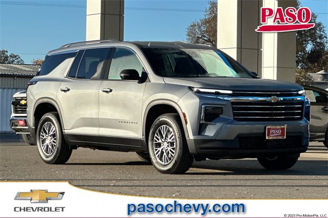 New 2026 Chevrolet Traverse LT image 1