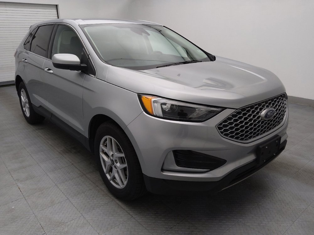 Used 2024 Ford Edge SEL image 13