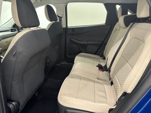 Used 2022 Ford Escape SE w/ Cold Weather Package image 31