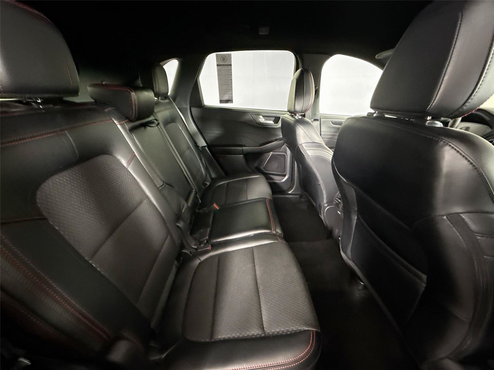 Used 2025 Ford Escape ST-Line FWD image 37