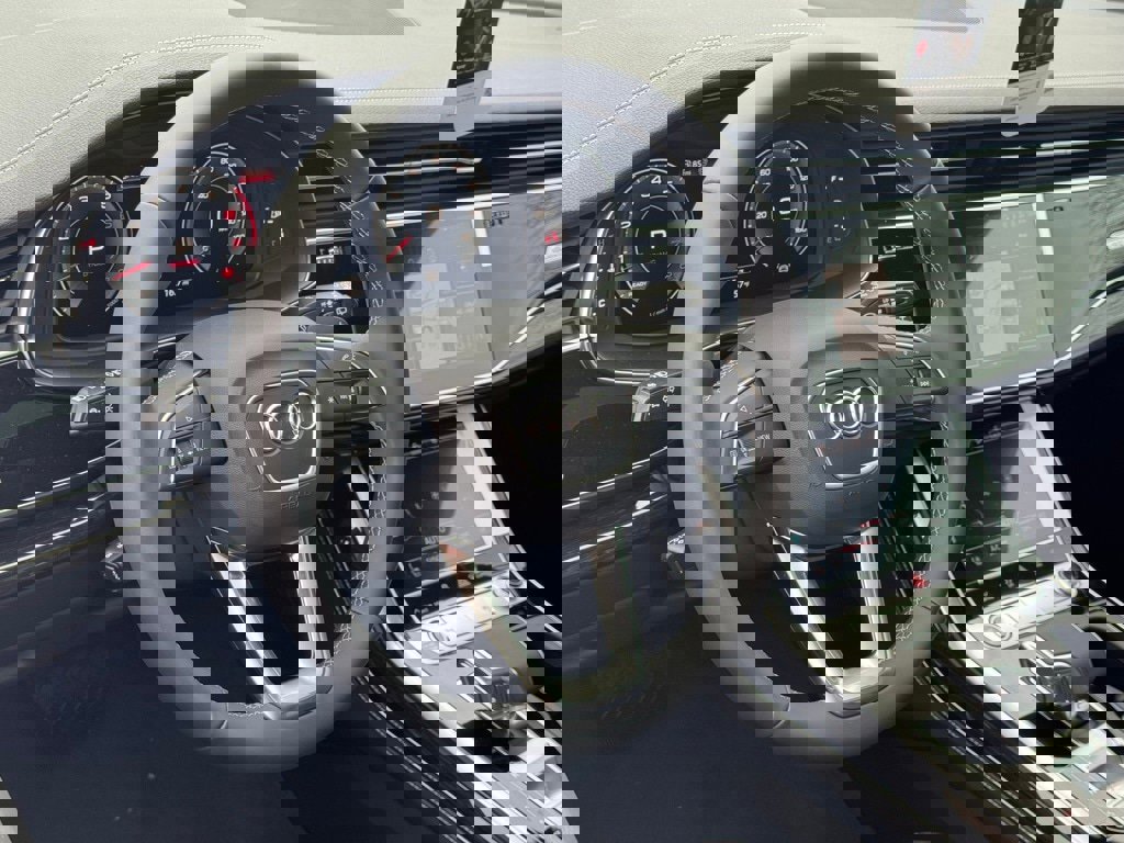 New 2026 Audi Q8 Premium Plus image 17