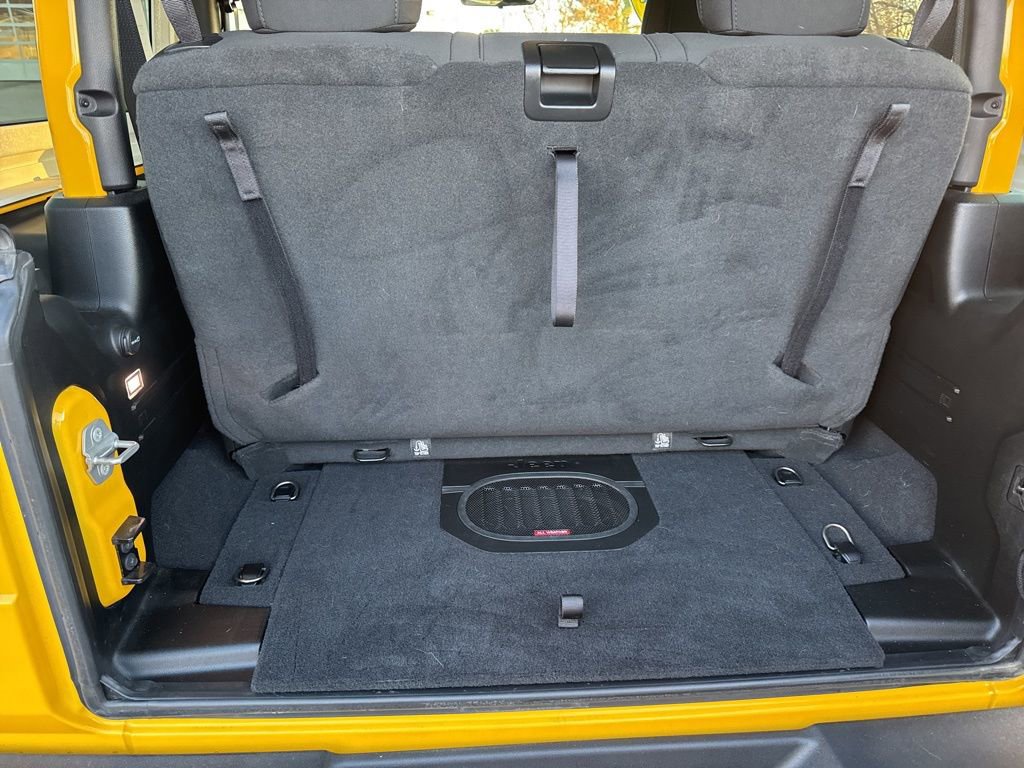 Used 2020 Jeep Wrangler Sport AWD/4WD image 16