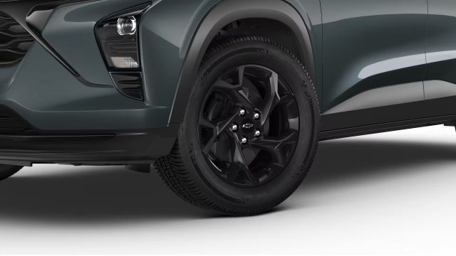 New 2026 Chevrolet Trax LT w/ Sunroof Package FWD image 5