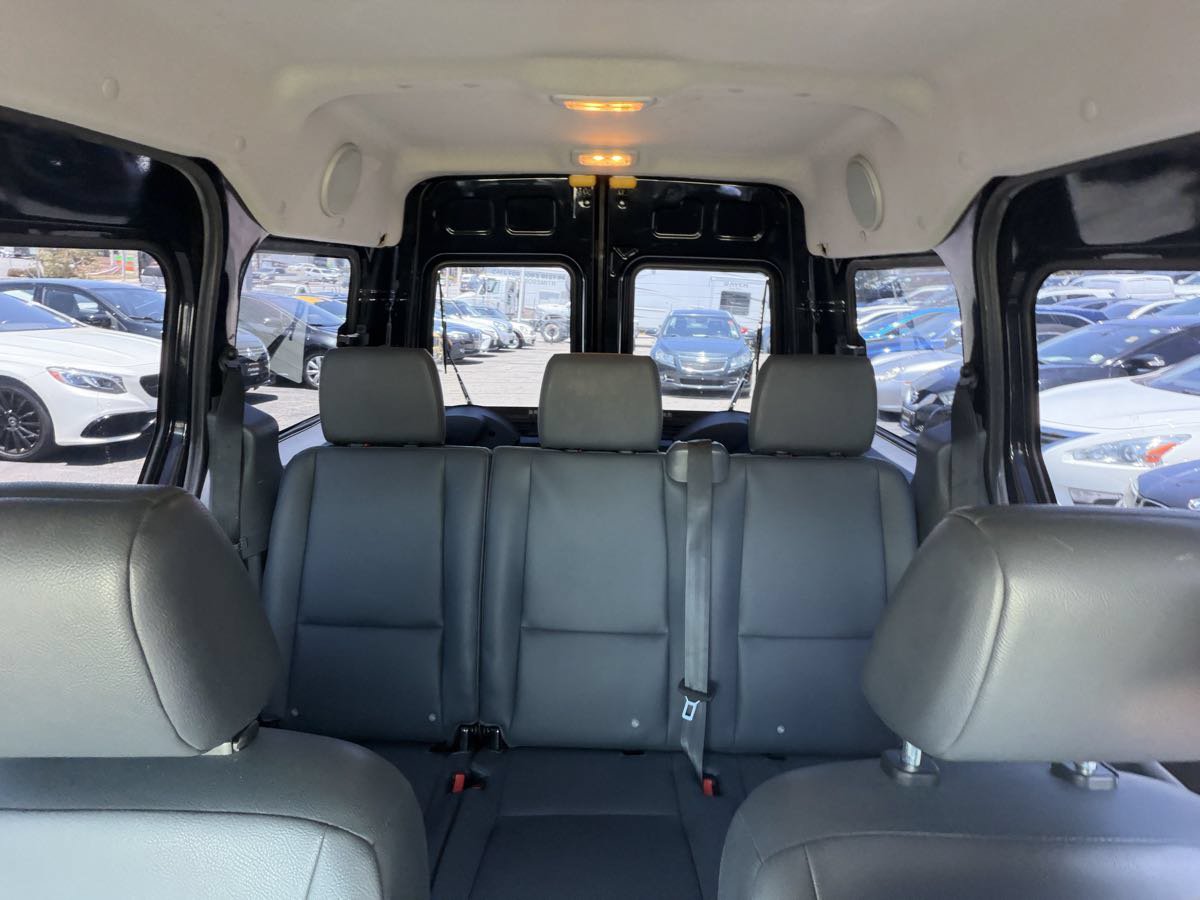 Used 2012 Ford Transit Connect XLT Premium w/ Taxi Pkg FWD image 9