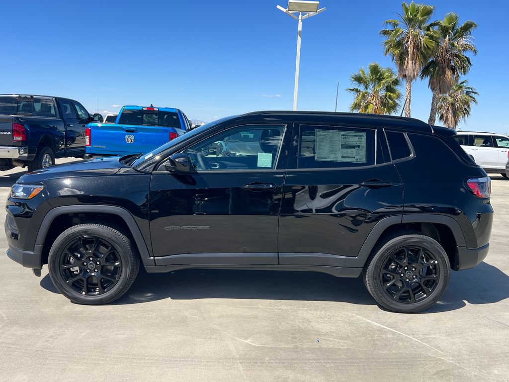 New 2026 Jeep Compass Latitude AWD/4WD image 3