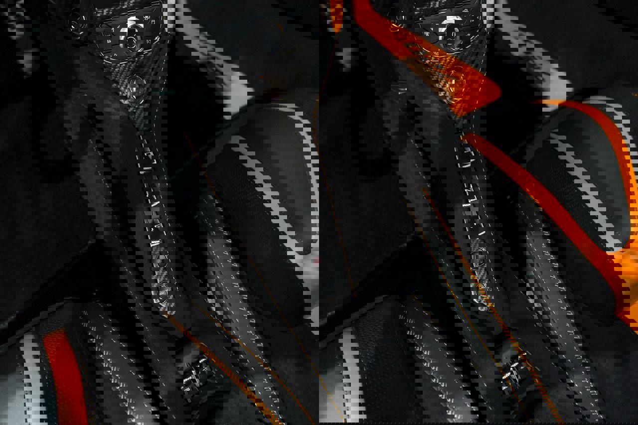 Used 2022 McLaren 720S Performance image 15