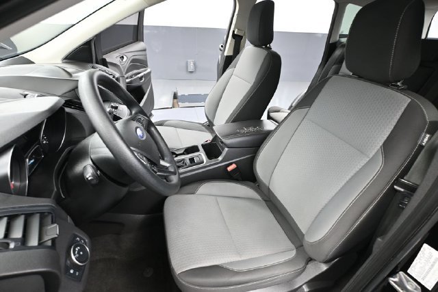 Used 2019 Ford Escape SE FWD image 17