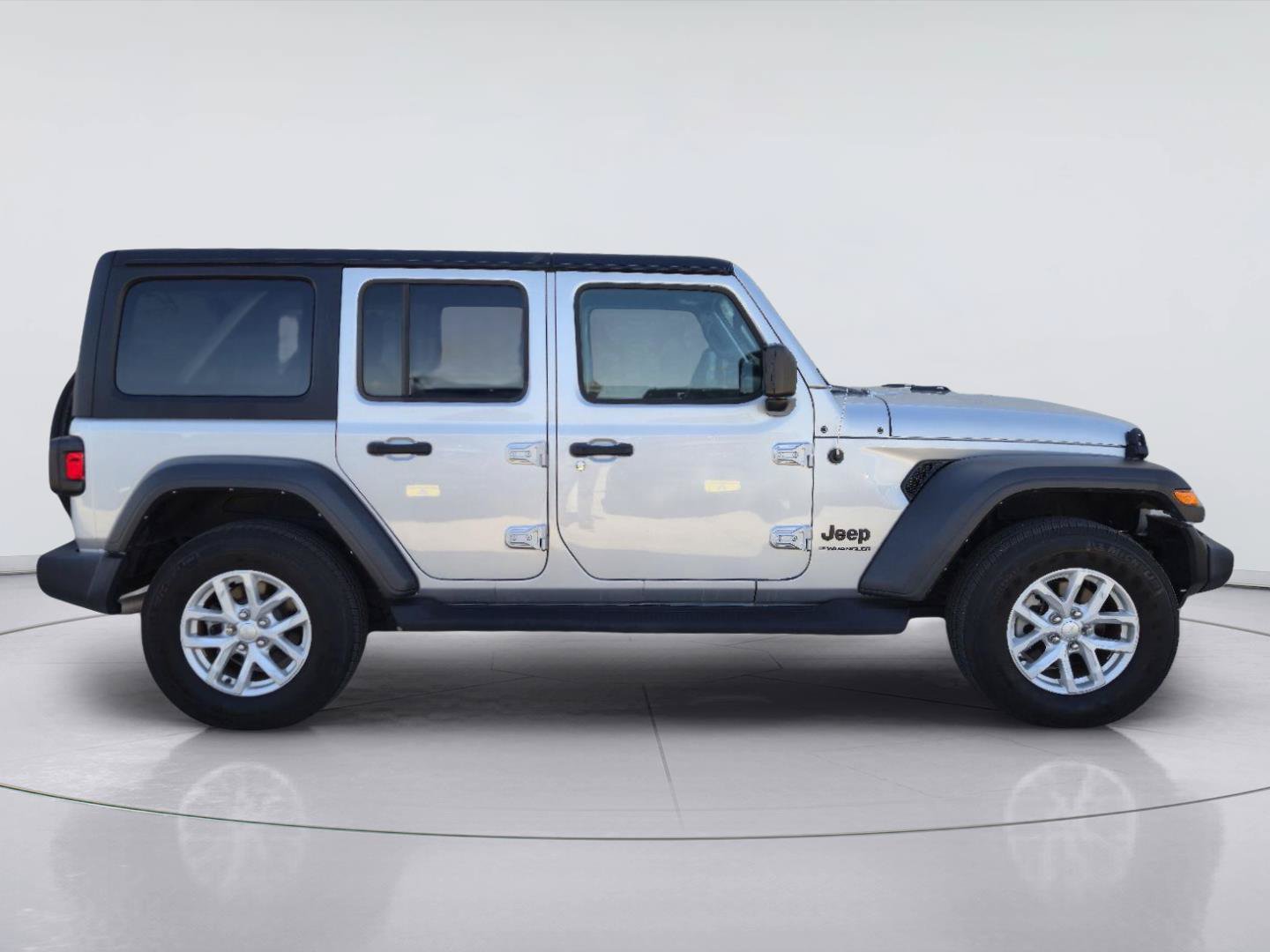 Used 2023 Jeep Wrangler Unlimited Sport AWD/4WD image 6